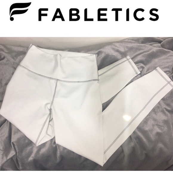 Fabletics Define PowerHold® High-Waisted 7/8 Legging - Size XS. - Picture 1 of 13